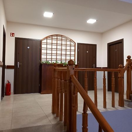Hotel Baltazar Пултуск Экстерьер фото