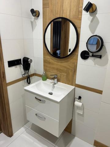 Hotel Baltazar Пултуск Экстерьер фото